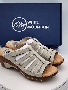 White Mountain Valencia Ice Burnished Strappy Wedge Clog Sandals Size 8.5